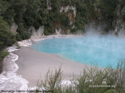 Waimangu Inferno Crater New Zealand