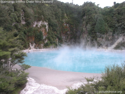 Waimangu Inferno Crater New Zealand