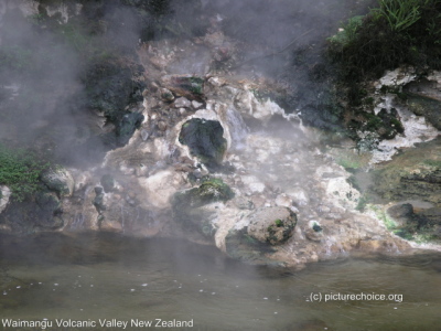 Waimangu Volcanic Valley New Zealand