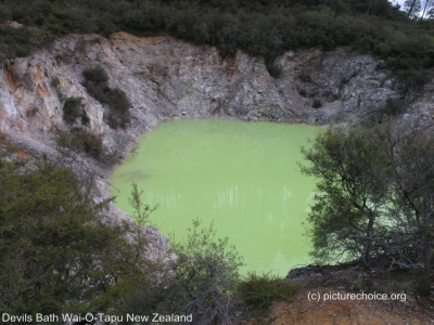 Devils Bath Waiotapu New Zealand